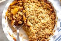 Golden Apple Crumble Perfection