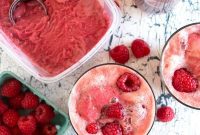 Frosted Raspberry Tea Float