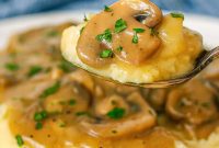 Simple Creamless Mushroom Sauce