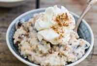 Creamy Vanilla Bean Brown Rice Bliss