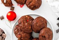 Peppermint Chocolate Bark Bites