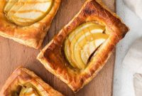 Gooey Apple Caramel Pastry