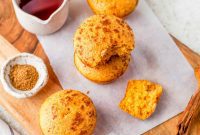 Golden Spiced Pumpkin Cornbread Muffins