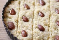 Golden Semolina Syrup Cake