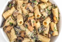 Creamy Hummus Pasta