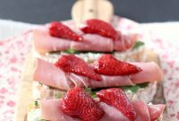 Caramelized Strawberry Crostini