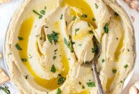 Creamy Tahini-Free Hummus