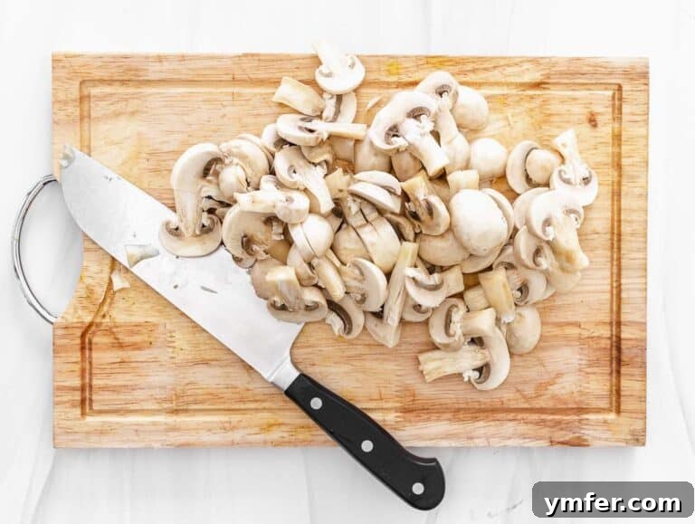 Healthy Asian Kitchen 31 chopped white button mushrooms