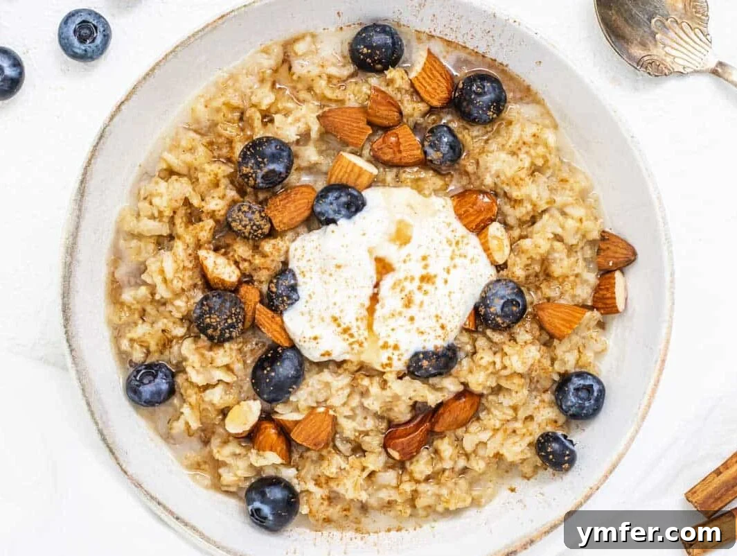 Fuel Your Morning: 30 Plant-Powered Breakfast Creations 19 Oatmeal with blueberries and almonds