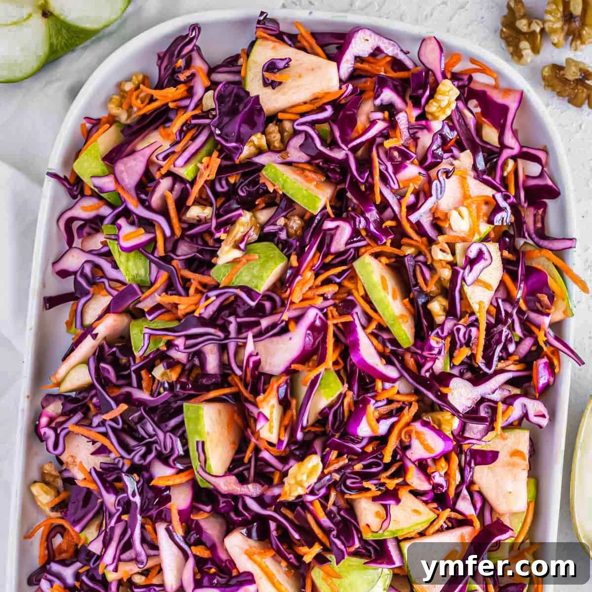 High Satisfaction Low-Calorie Meals 9 A fresh and vibrant bowl of vinegar coleslaw.
