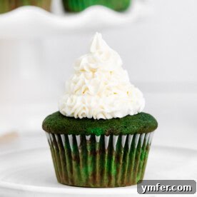 Emerald Velvet Cupcakes 6 Green Velvet Cupcakes