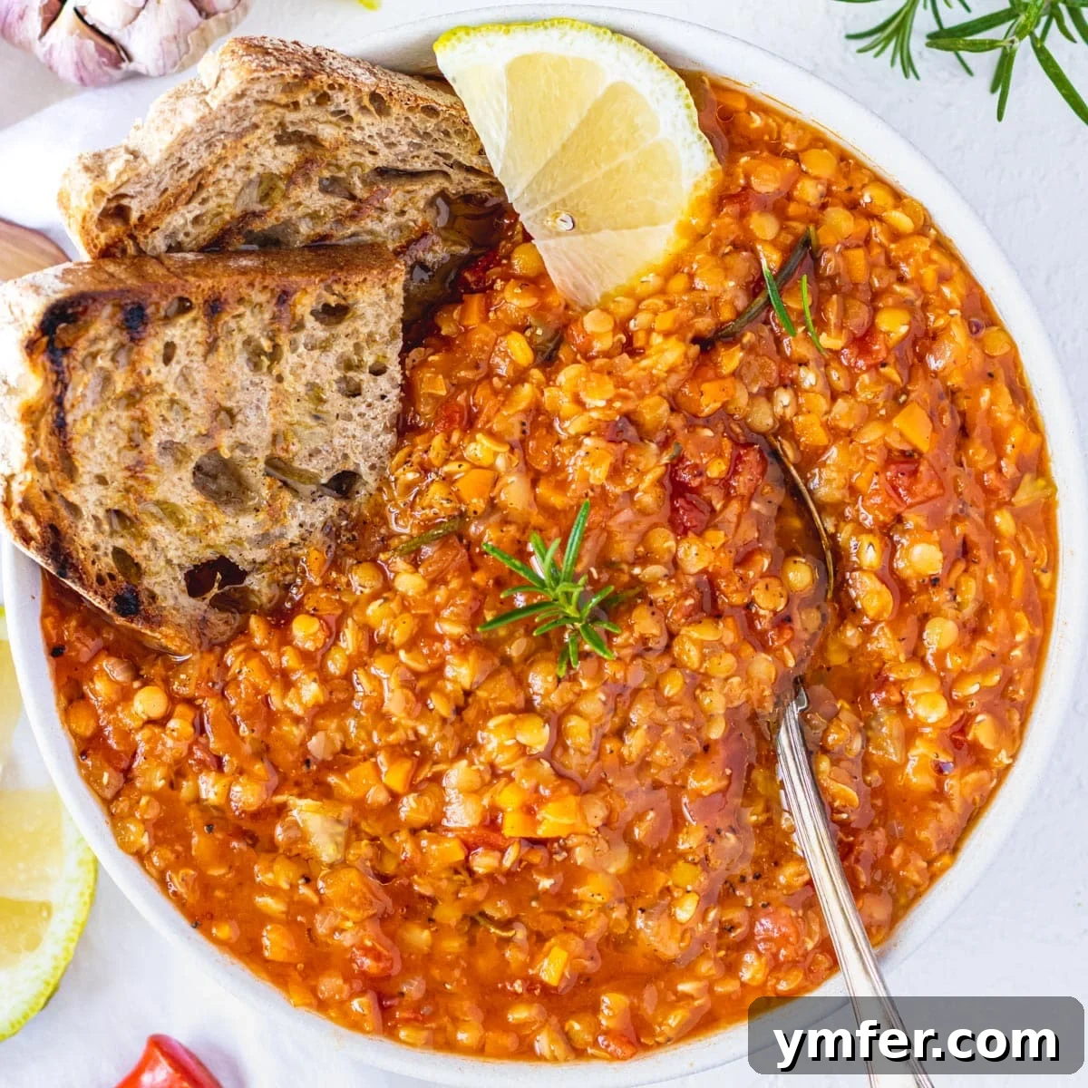 25 High Fiber Power Foods 7 Red lentil soup with grilled bread and lemon