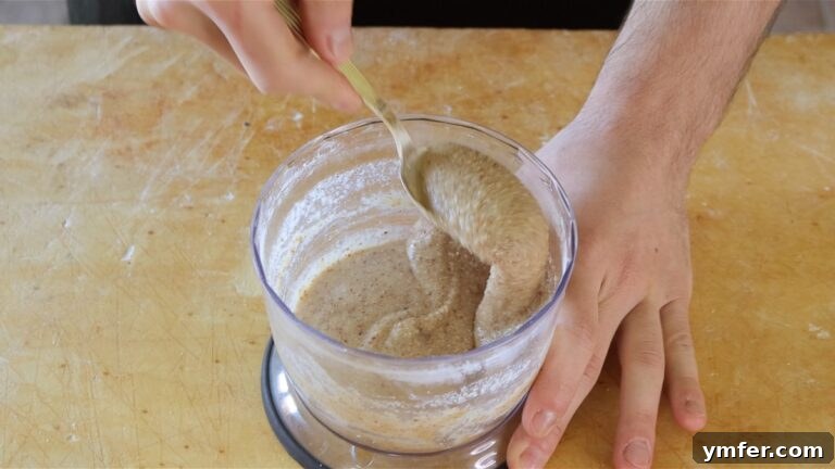 Preparing the almond and hazelnut glaze in a blender