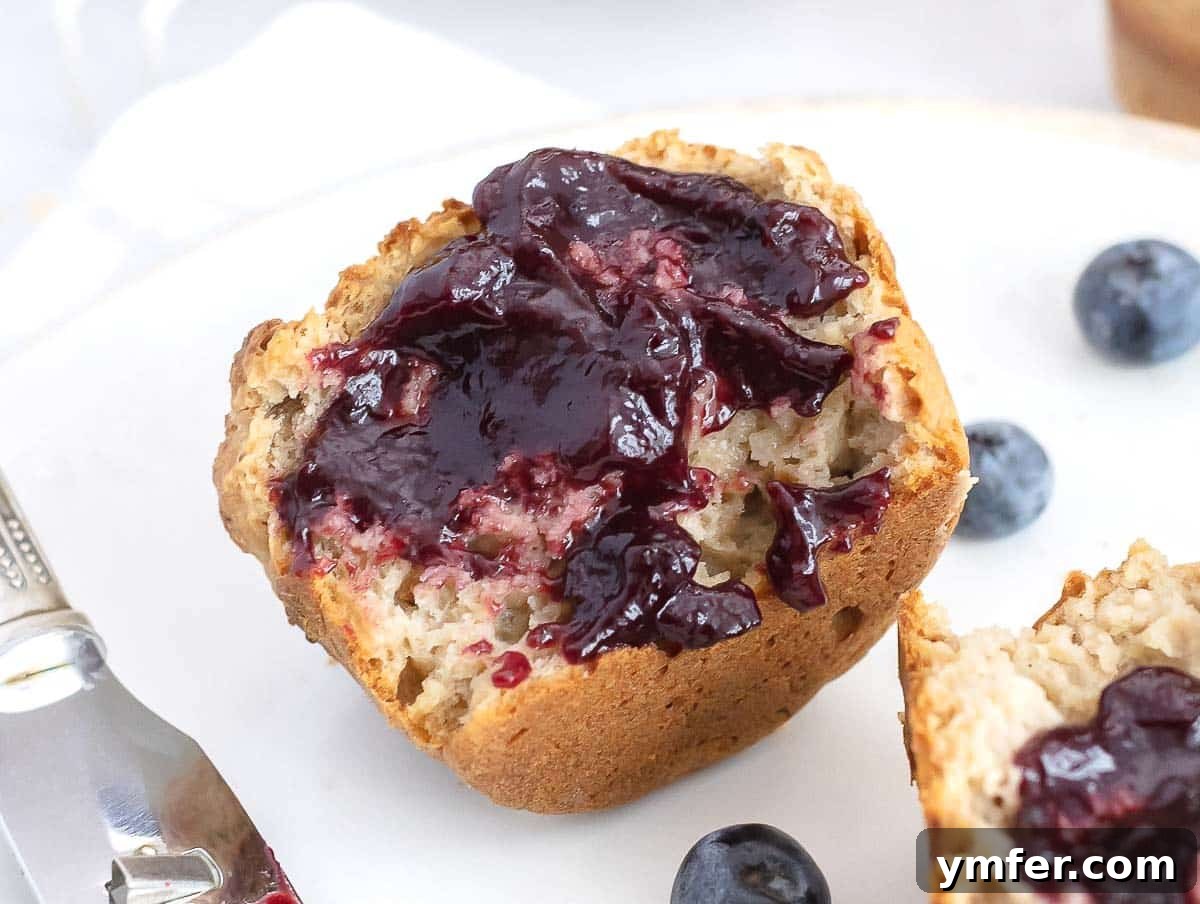 Oat-licious Muffins 10 Oat flour muffins with jam