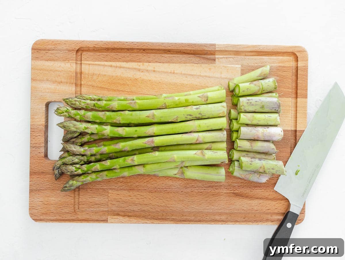 Spring Green Risotto 5 trimming asparagus