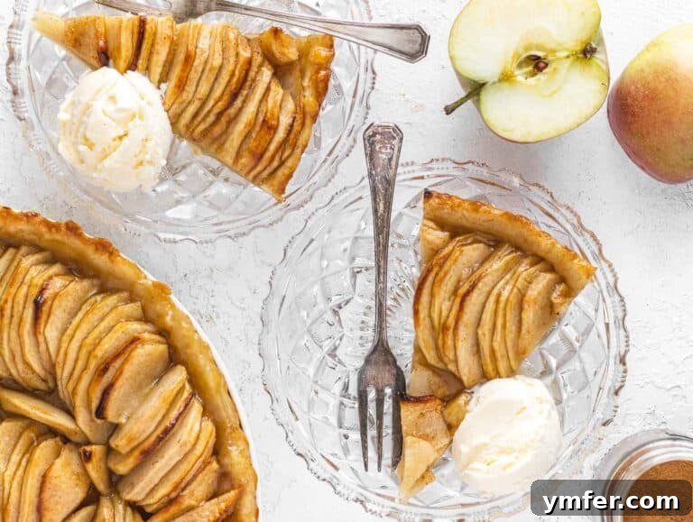 apple tart with vanilla ice cream