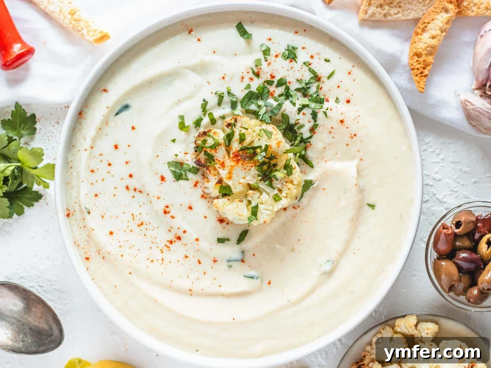 45 Effortless Vegetarian Dinner Ideas 14 Roasted cauliflower soup with pita chips, olives and fresh herbs