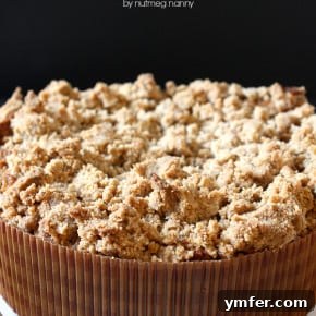 Autumn Pumpkin Crumble Cake 2 img 6949 4