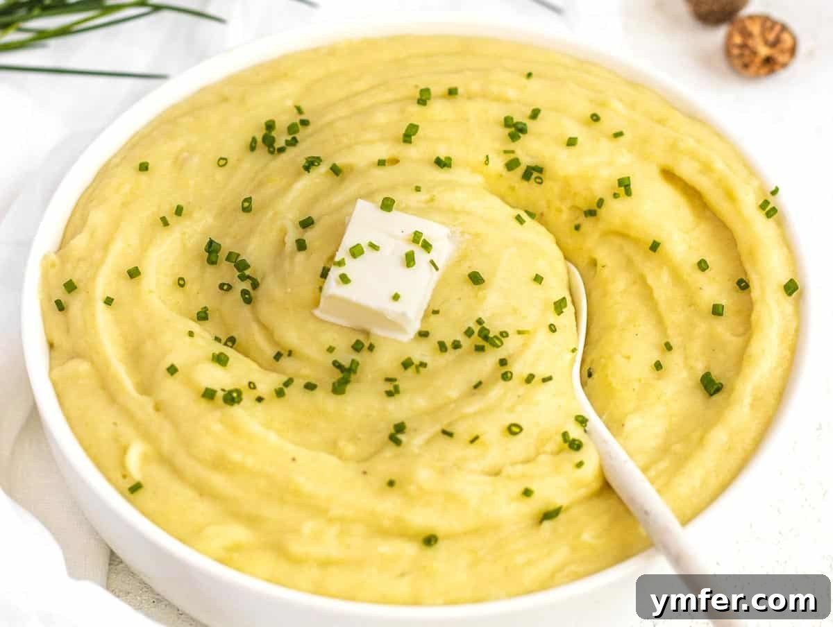 The Ultimate Vegetarian Thanksgiving Feast: 35 Recipes 6 mashed potatoes with butter and chives