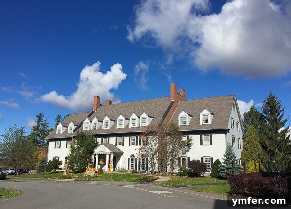Vermont's Autumn Tapestry: A Fall Travel Guide 5 This is your perfect fall Vermont vacation guide. A no stress guide to seeing all the pretty sights without having to stick to a schedule.