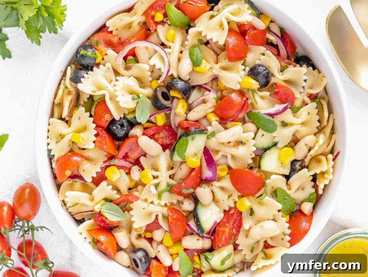 15 Quick and Easy Cannellini Bean Dishes 10 Colorful vegan pasta salad with cannellini beans and fresh vegetables