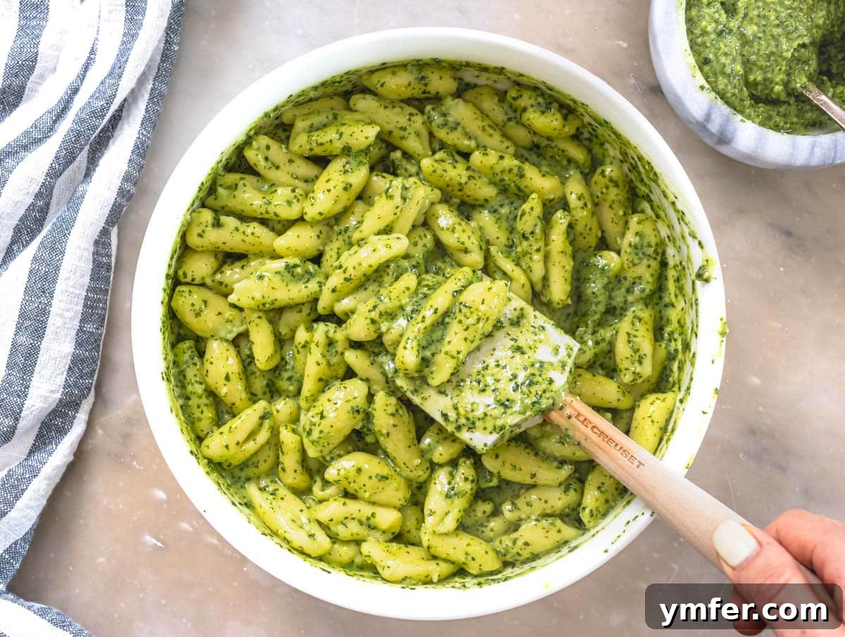 Fresh Basil Pesto 12 cavatelli pasta with green pesto